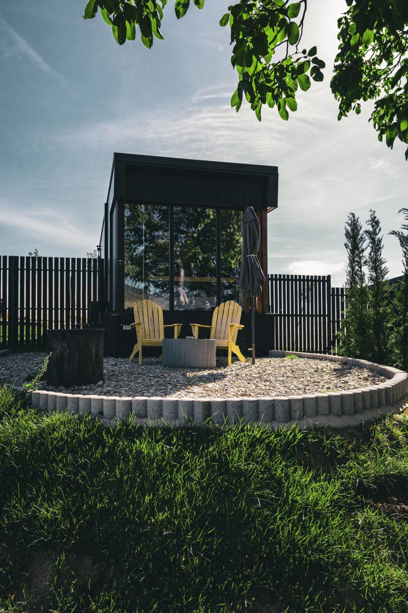 Moon Valley Comarnic Exterior photo